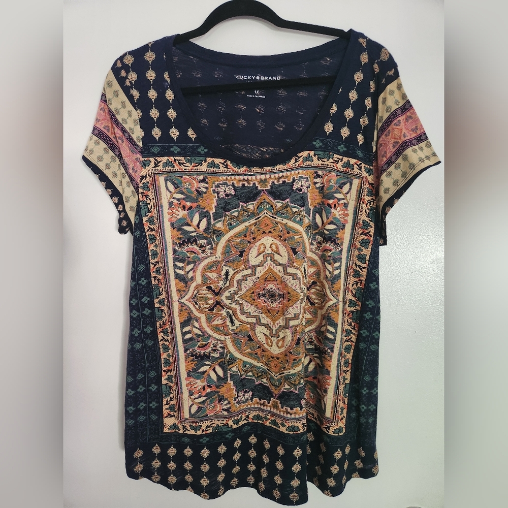 Lucky Brand Women's Navy and Beige Patterned Top Size 1X